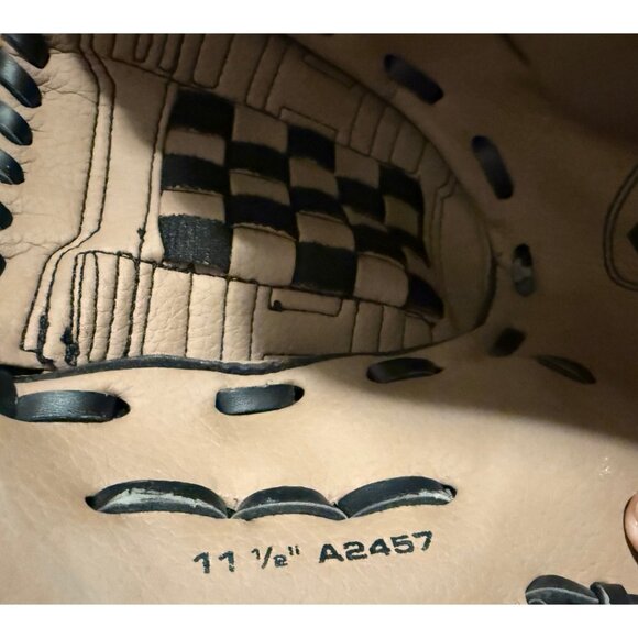 Wilson A200 Baseball Glove Brown 11 1/2" A2457 11.5 Youth - Picture 4 of 4
